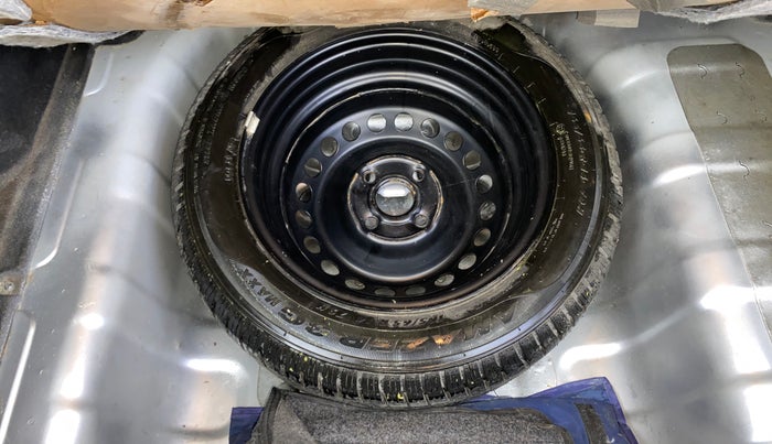 2016 Hyundai Xcent S 1.2, Petrol, Manual, 26,710 km, Spare Tyre