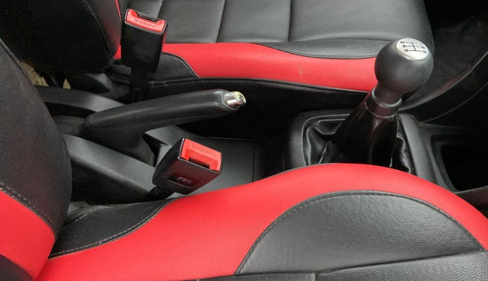 2017 Maruti Swift VDI ABS, Diesel, Manual, 1,15,858 km, Gear Lever
