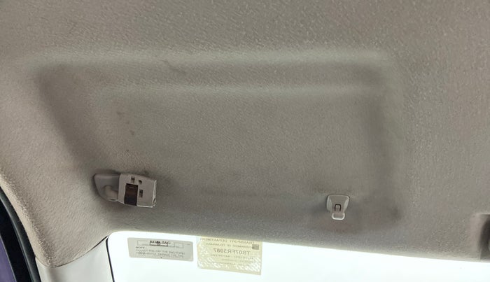 2017 Maruti Swift VDI ABS, Diesel, Manual, 1,15,858 km, Ceiling - Sun visor missing