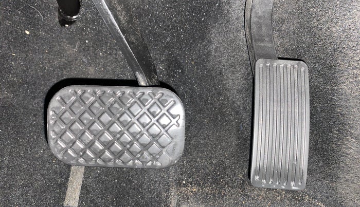 2021 MG HECTOR PLUS SHARP 1.5 PETROL TURBO CVT 6-STR, Petrol, Automatic, 73,400 km, Pedals