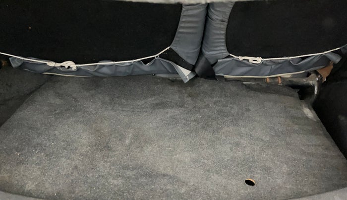 2016 Maruti Wagon R 1.0 VXI, Petrol, Manual, 69,991 km, Boot Inside