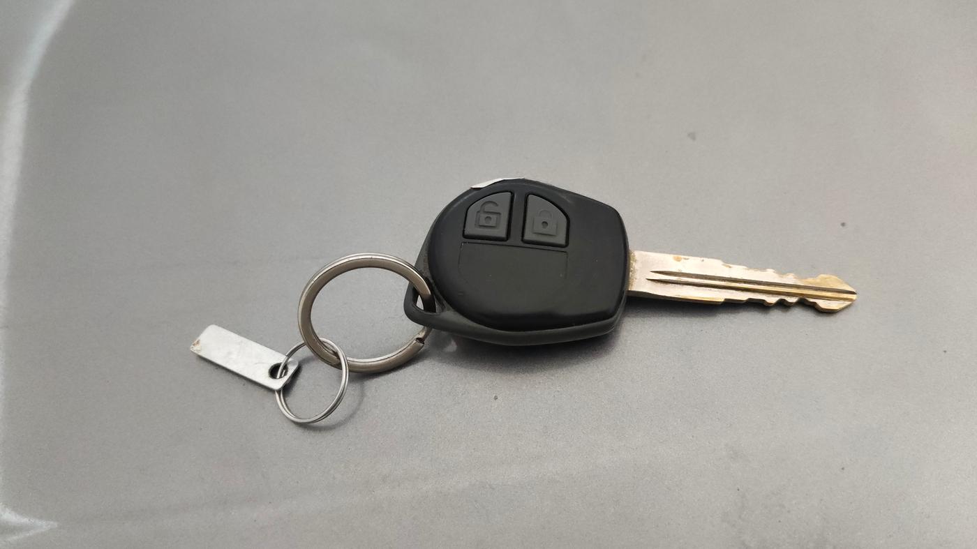 2014 Maruti Wagon R Stingray VXI, Petrol, Manual, 63,999 km, Key Close Up