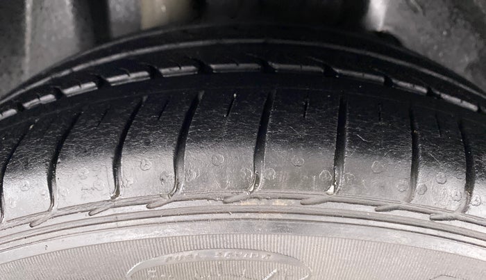 2018 Ford FREESTYLE TITANIUM Plus 1.5 TDCI MT, Diesel, Manual, 25,633 km, Right Rear Tyre Tread
