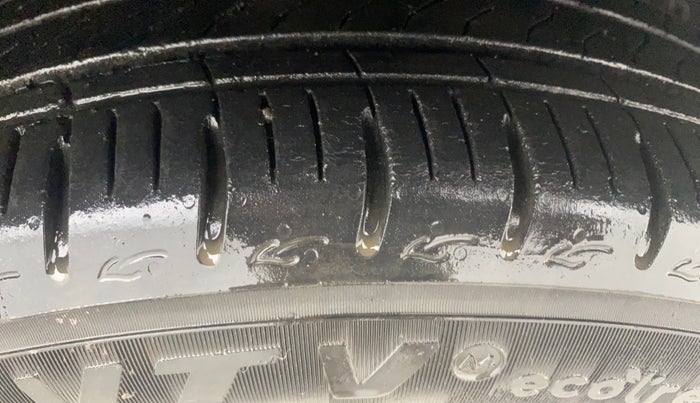 2023 Hyundai GRAND I10 NIOS SPORTZ 1.2 KAPPA VTVT, Petrol, Manual, 39,373 km, Right Front Tyre Tread