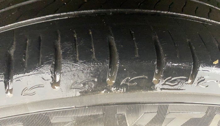 2023 Hyundai GRAND I10 NIOS SPORTZ 1.2 KAPPA VTVT, Petrol, Manual, 39,373 km, Right Rear Tyre Tread