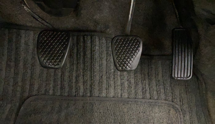 2013 Honda Brio S MT, Petrol, Manual, 35,091 km, Pedals