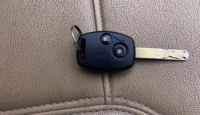 2013 Honda Brio S MT, Petrol, Manual, 35,091 km, Key Close Up