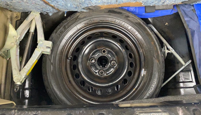 2013 Honda Brio S MT, Petrol, Manual, 35,091 km, Spare Tyre