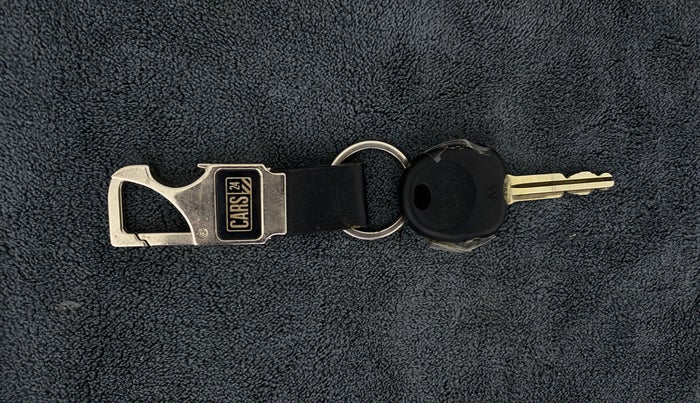 2012 Hyundai i20 SPORTZ 1.2, Petrol, Manual, 1,08,263 km, Key Close Up