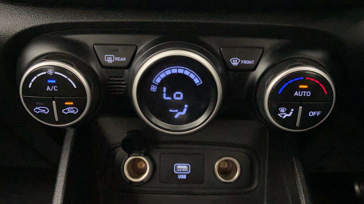 2021 Hyundai VENUE SX PLUS 1.0 TURBO DCT, Petrol, Automatic, 40,080 km, Automatic Climate Control
