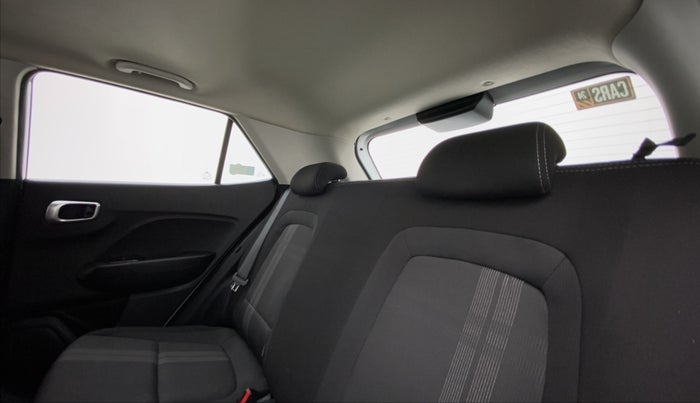 2021 Hyundai VENUE SX PLUS 1.0 TURBO DCT, Petrol, Automatic, 40,080 km, Right Side Rear Door Cabin