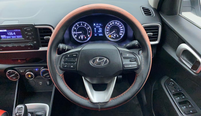 2021 Hyundai VENUE S 1.0 TURBO IMT, Petrol, Manual, 33,259 km, Steering Wheel Close Up