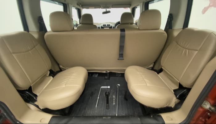 2017 Mahindra TUV300 T8, Diesel, Manual, 18,918 km, Third Seat Row ( optional )