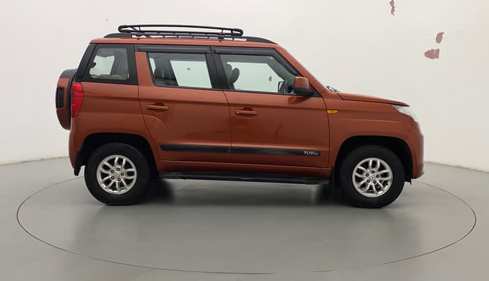 2017 Mahindra TUV300 T8, Diesel, Manual, 18,918 km, Right Side