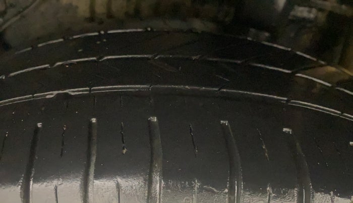 2016 Maruti Celerio VXI AMT (O), Petrol, Automatic, 94,588 km, Left Rear Tyre Tread