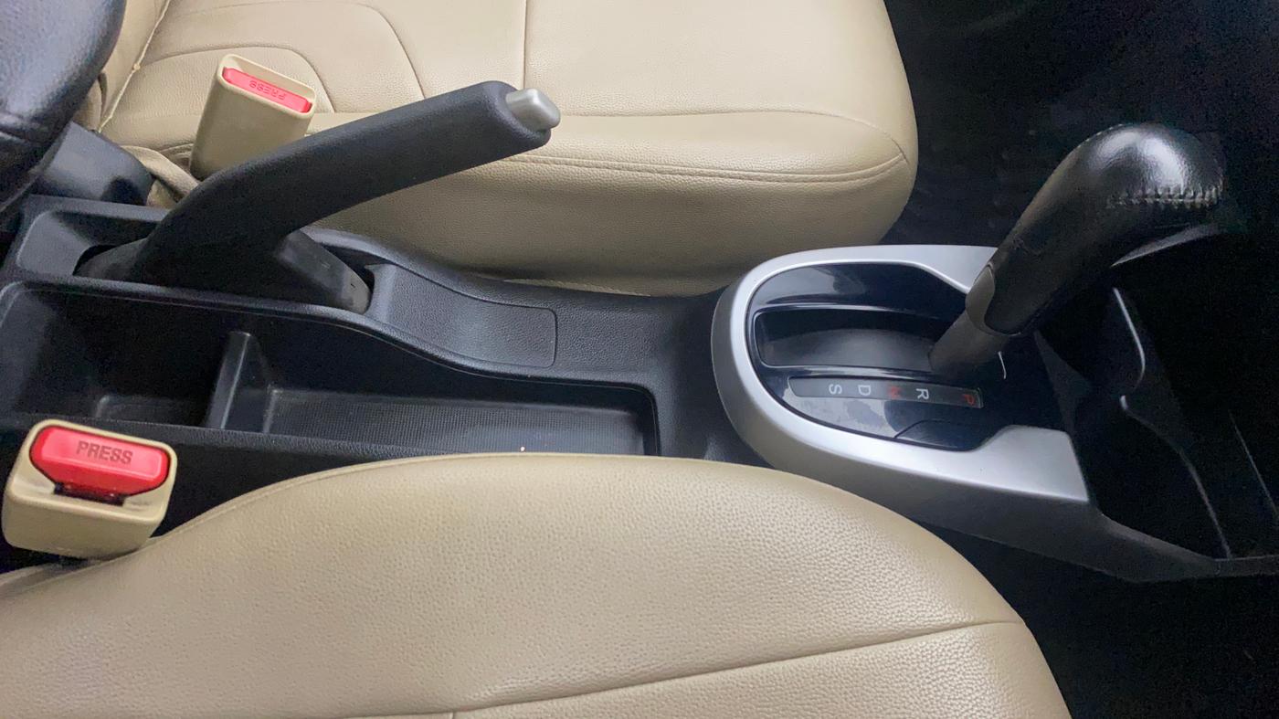 2017 Honda Jazz 1.2L I-VTEC V AT, Petrol, Automatic, 41,331 km, Gear Lever
