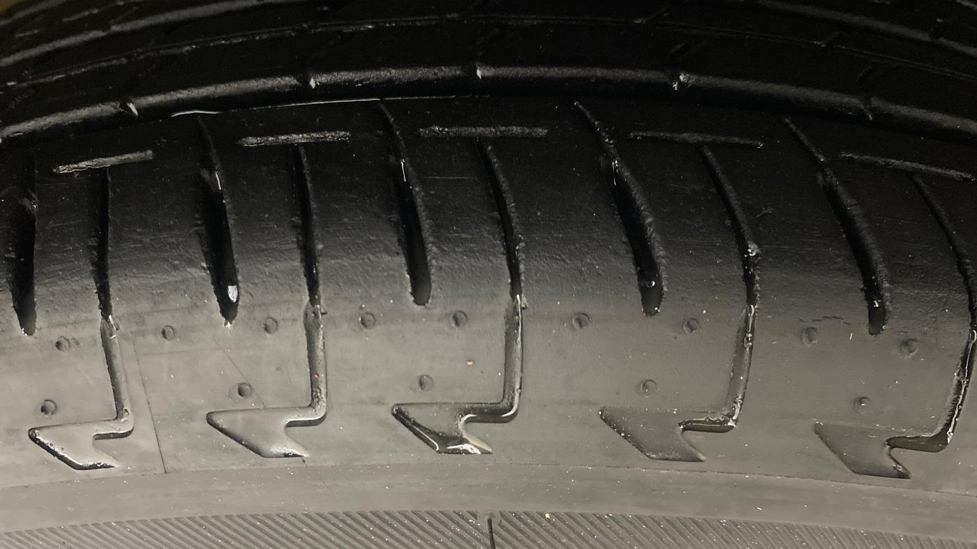 2021 Maruti Celerio ZXI AMT, Petrol, Automatic, 17,157 km, Right Front Tyre Tread