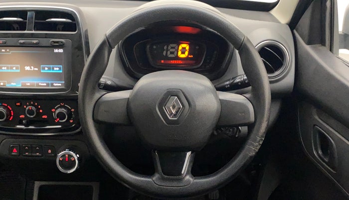 2017 Renault Kwid RXT 1.0 AMT, Petrol, Automatic, 42,888 km, Steering Wheel Close Up