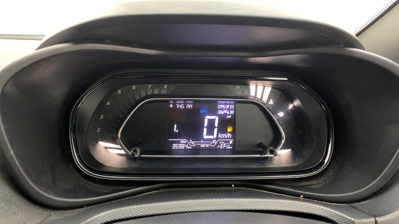 2023 Tata NEXON XZA PLUS (L) DARK EDITION, Petrol, Automatic, 35,984 km, Odometer Image