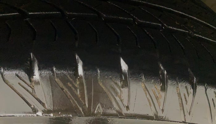 2015 Hyundai Santa Fe 4 WD AT, Diesel, Automatic, 67,583 km, Left Rear Tyre Tread