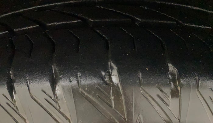 2015 Hyundai Santa Fe 4 WD AT, Diesel, Automatic, 67,583 km, Left Front Tyre Tread