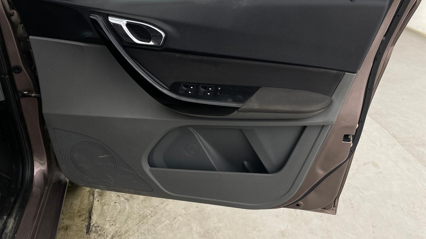 2017 Tata TIGOR XZ (O) PETROL, Petrol, Manual, 63,640 km, Driver Side Door Panels Control