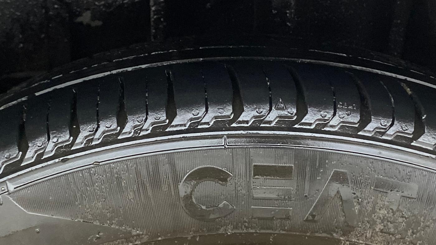 2017 Tata TIGOR XZ (O) PETROL, Petrol, Manual, 63,640 km, Left Rear Tyre Tread