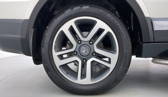 2017 Tata Hexa Varicor 400 XT, Diesel, Manual, 99,991 km, Right Rear Wheel