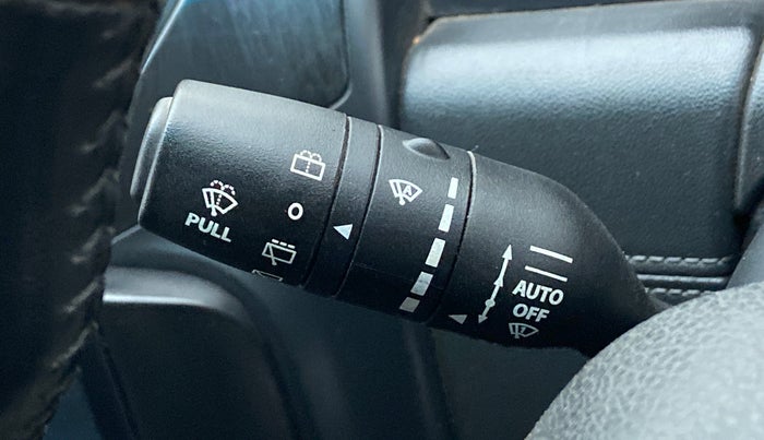 2017 Tata Hexa Varicor 400 XT, Diesel, Manual, 99,991 km, Rain Sensing Wipers