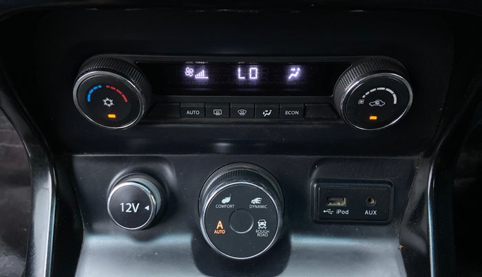 2017 Tata Hexa Varicor 400 XT, Diesel, Manual, 99,991 km, Automatic Climate Control