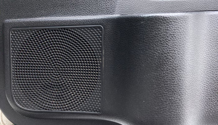 2017 Tata Hexa Varicor 400 XT, Diesel, Manual, 99,991 km, Speaker