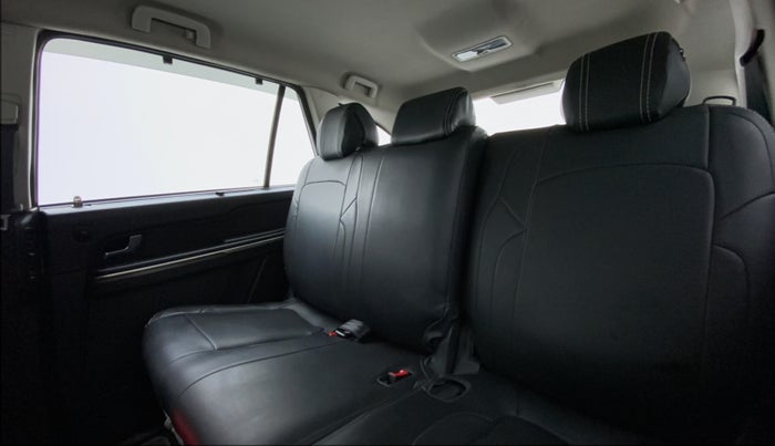 2017 Tata Hexa Varicor 400 XT, Diesel, Manual, 99,991 km, Right Side Rear Door Cabin