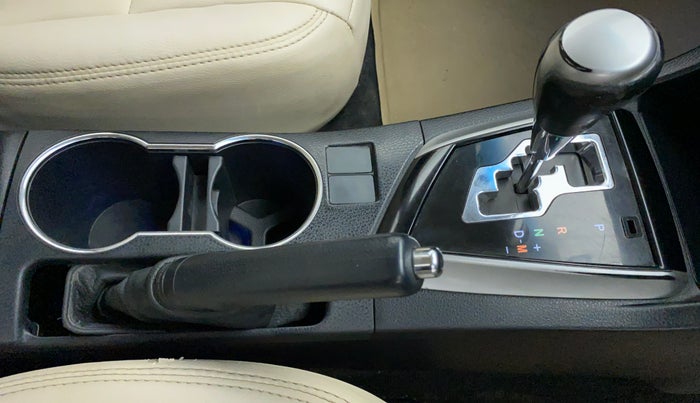 2016 Toyota Corolla Altis G AT, Petrol, Automatic, 60,853 km, Gear Lever