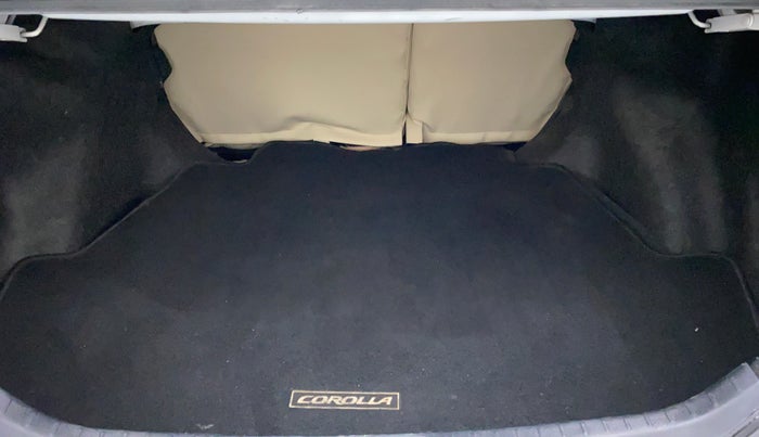 2016 Toyota Corolla Altis G AT, Petrol, Automatic, 60,853 km, Boot Inside
