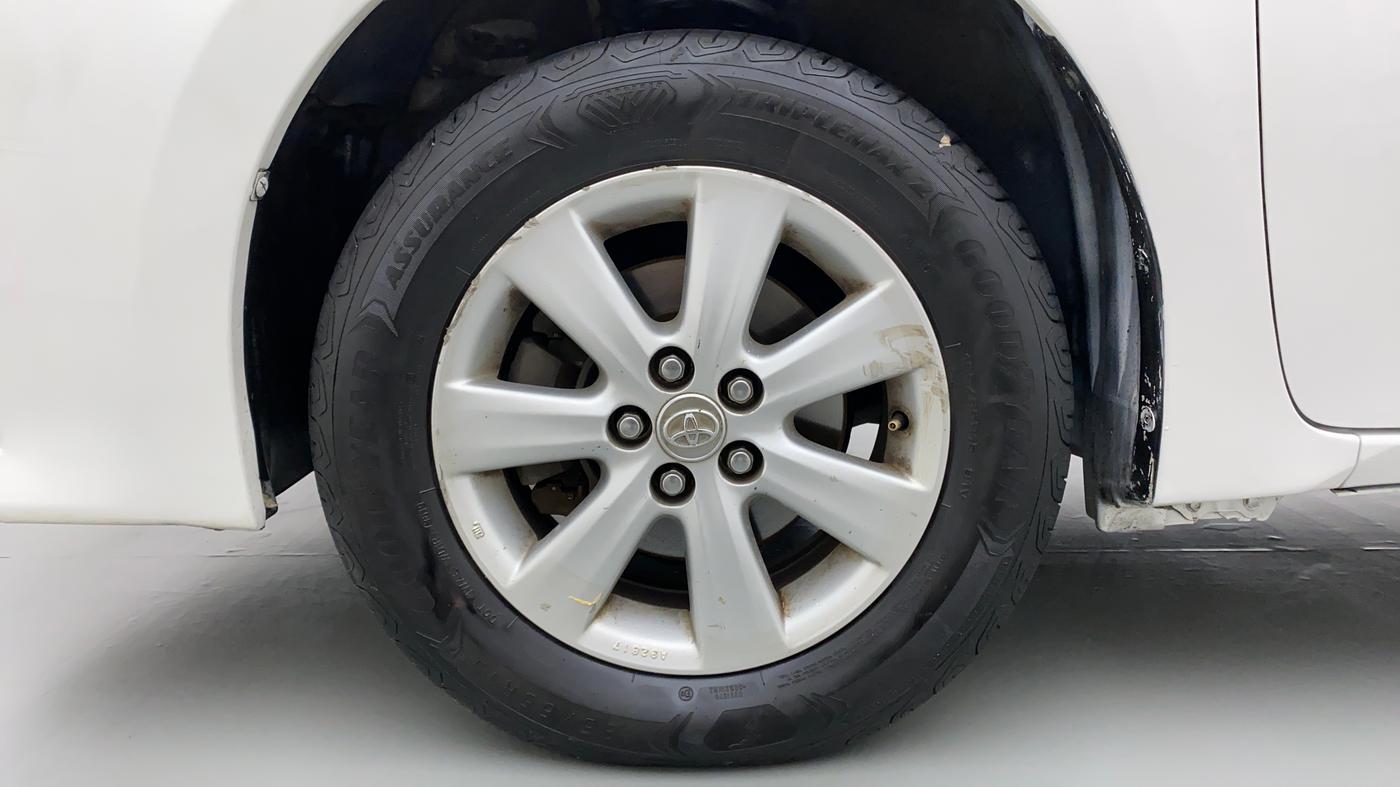 2016 Toyota Corolla Altis G AT, Petrol, Automatic, 60,853 km, Left Front Wheel