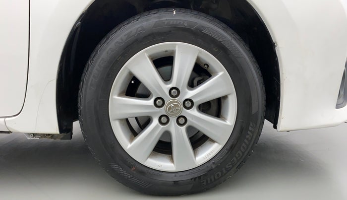 2016 Toyota Corolla Altis G AT, Petrol, Automatic, 60,853 km, Right Front Wheel