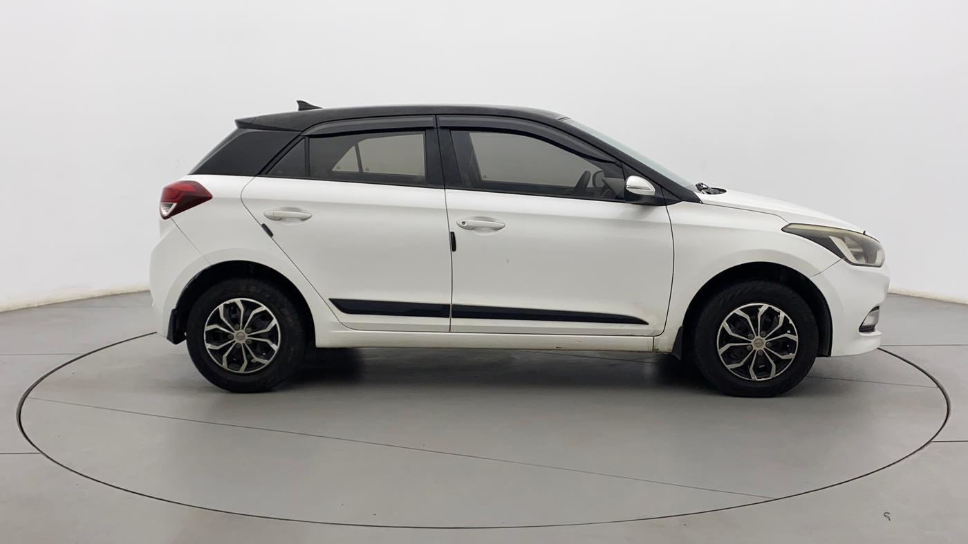 2016 Hyundai Elite i20 SPORTZ 1.2, Petrol, Manual, 65,752 km, Right Side View