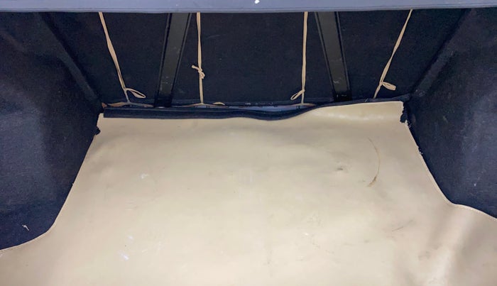 2017 Maruti Dzire ZDI AMT, Diesel, Automatic, 67,491 km, Boot Inside