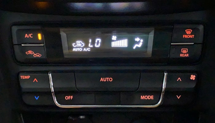 2020 Toyota URBAN CRUISER PREMIUM DUAL TONE AT, Petrol, Automatic, 15,872 km, Automatic Climate Control