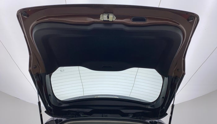 2020 Toyota URBAN CRUISER PREMIUM DUAL TONE AT, Petrol, Automatic, 15,872 km, Boot Door Open