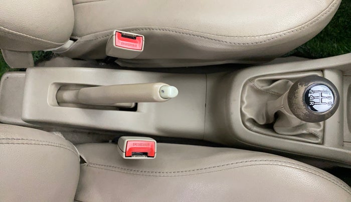 2015 Maruti Swift Dzire VDI, Diesel, Manual, 96,504 km, Gear Lever