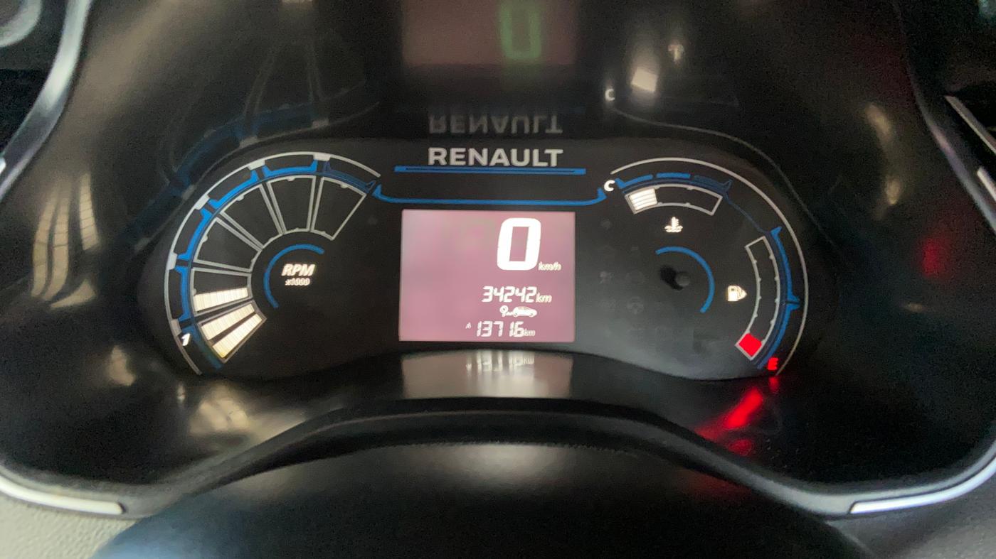 2021 Renault TRIBER RXL MT, Petrol, Manual, 34,226 km, Odometer Image