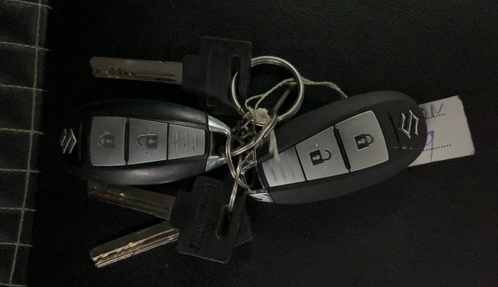 2018 Maruti Baleno ZETA PETROL 1.2, Petrol, Manual, 74,611 km, Key Close Up