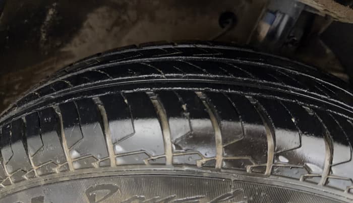 2023 Maruti Swift VXI AMT, Petrol, Automatic, 57,055 km, Right Front Tyre Tread