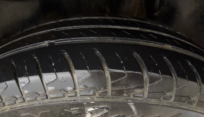 2023 Maruti Swift VXI AMT, Petrol, Automatic, 57,055 km, Left Rear Tyre Tread