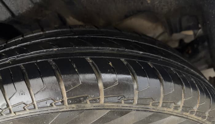 2023 Maruti Swift VXI AMT, Petrol, Automatic, 57,055 km, Right Rear Tyre Tread