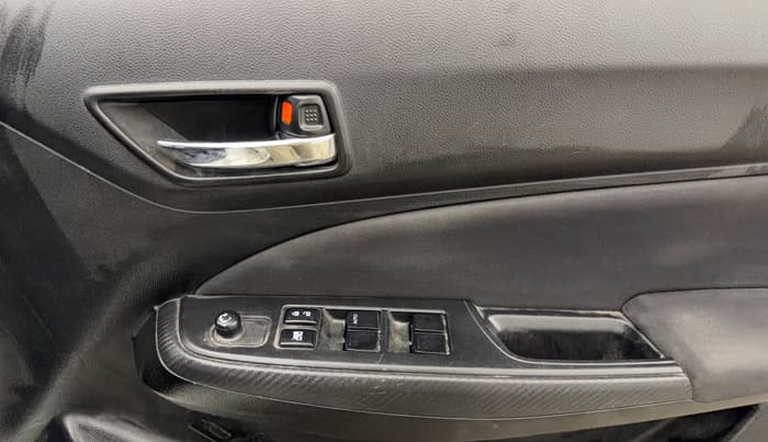 2023 Maruti Swift VXI AMT, Petrol, Automatic, 57,055 km, Driver Side Door Panels Control