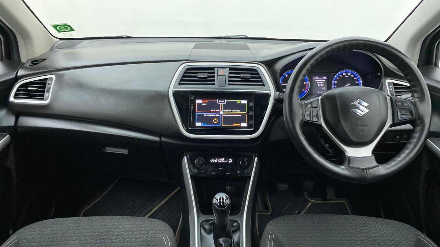 2016 Maruti S Cross ZETA 1.3, Diesel, Manual, 42,360 km, Dashboard