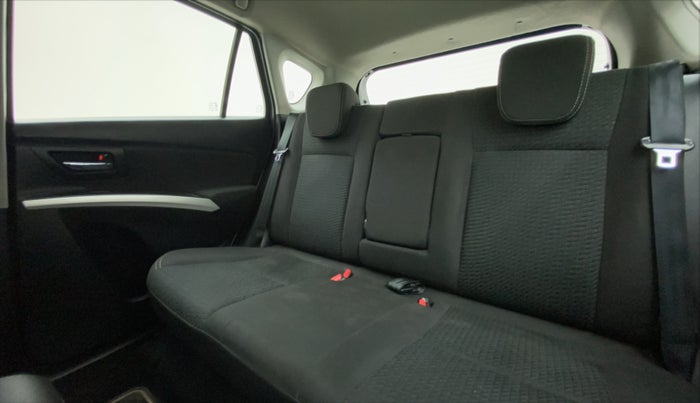2016 Maruti S Cross ZETA 1.3, Diesel, Manual, 42,360 km, Right Side Rear Door Cabin