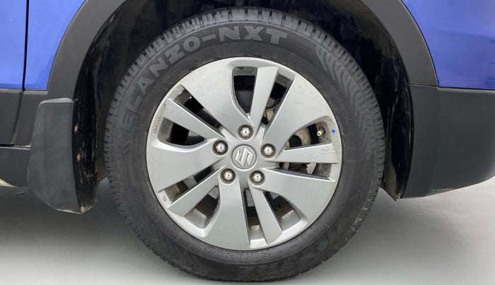 2016 Maruti S Cross ZETA 1.3, Diesel, Manual, 42,360 km, Right Front Wheel